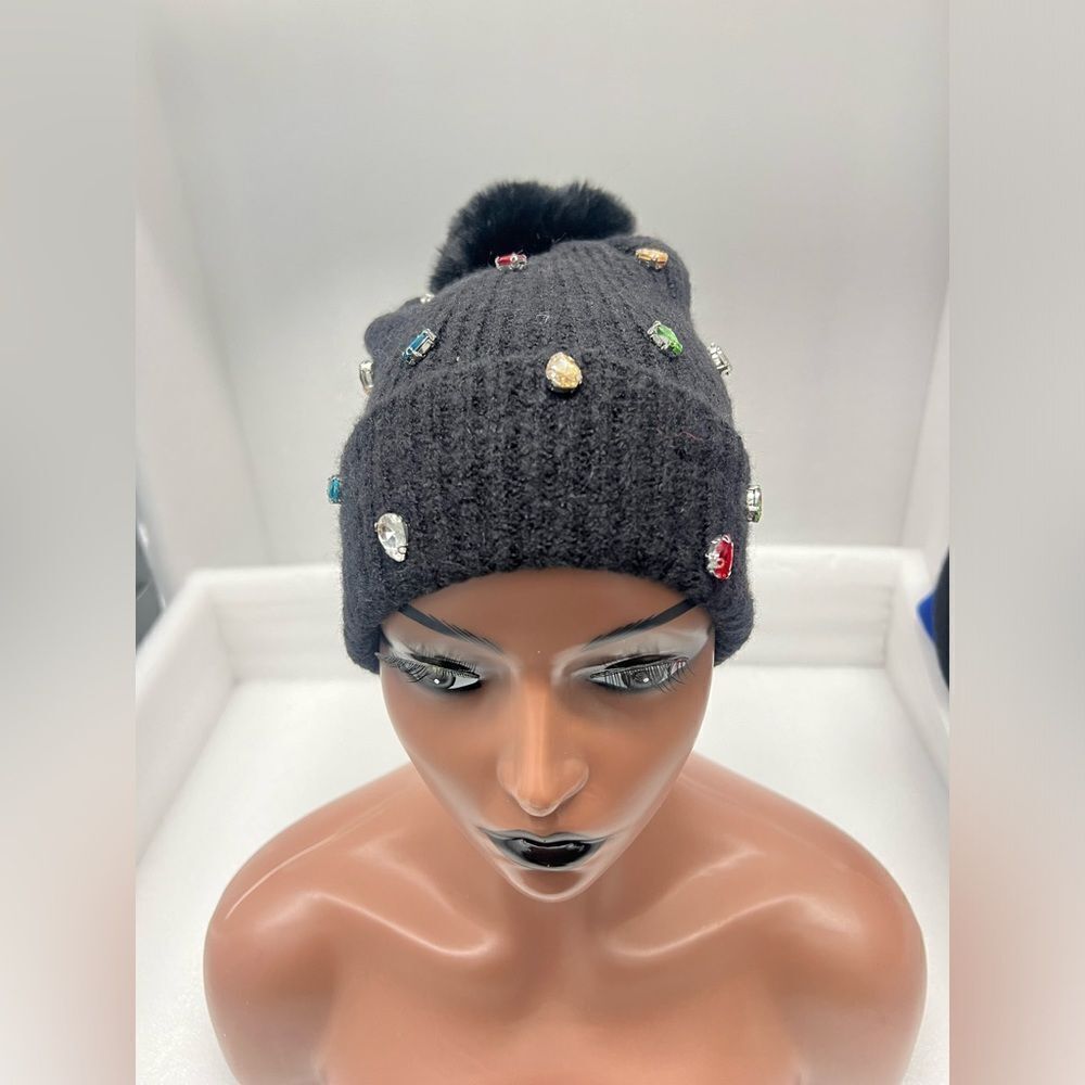International concepts beanie hat